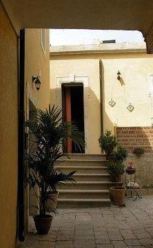 Il Giardino Del Barocco Alojamento de Acomodação e Pequeno-almoço 3*