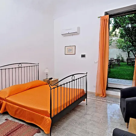 Il Giardino Del Barocco Bed & Breakfast Noto Exterior photo