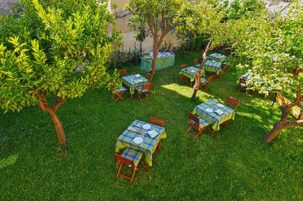 Il Giardino Del Barocco Frühstückspension Noto